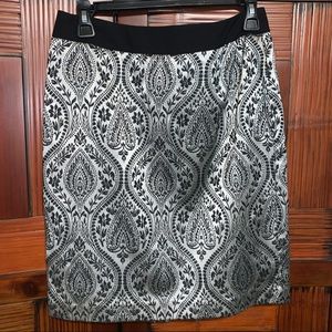 Metallic gray pencil skirt